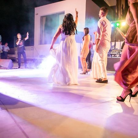 Oikos Boutique Residences Plateies エクステリア 写真