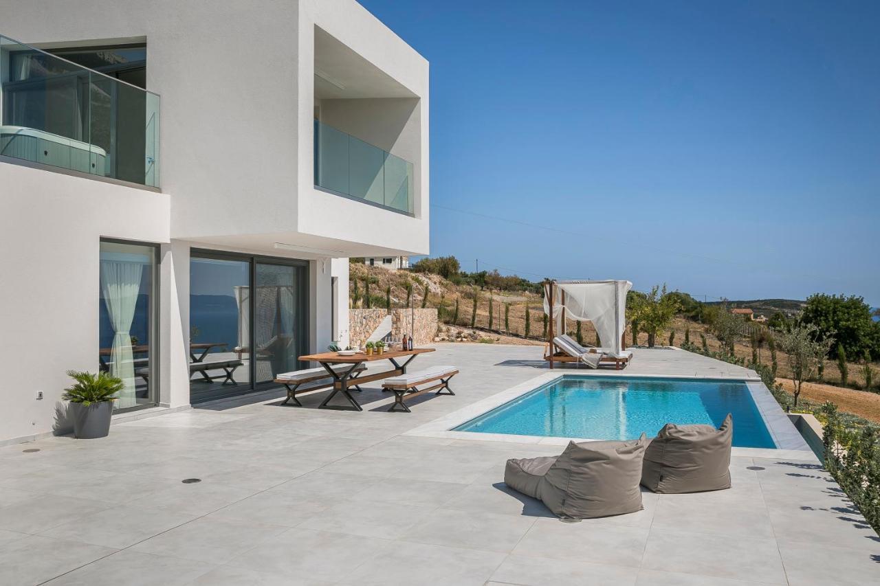 Oikos Boutique Residences Plateies エクステリア 写真