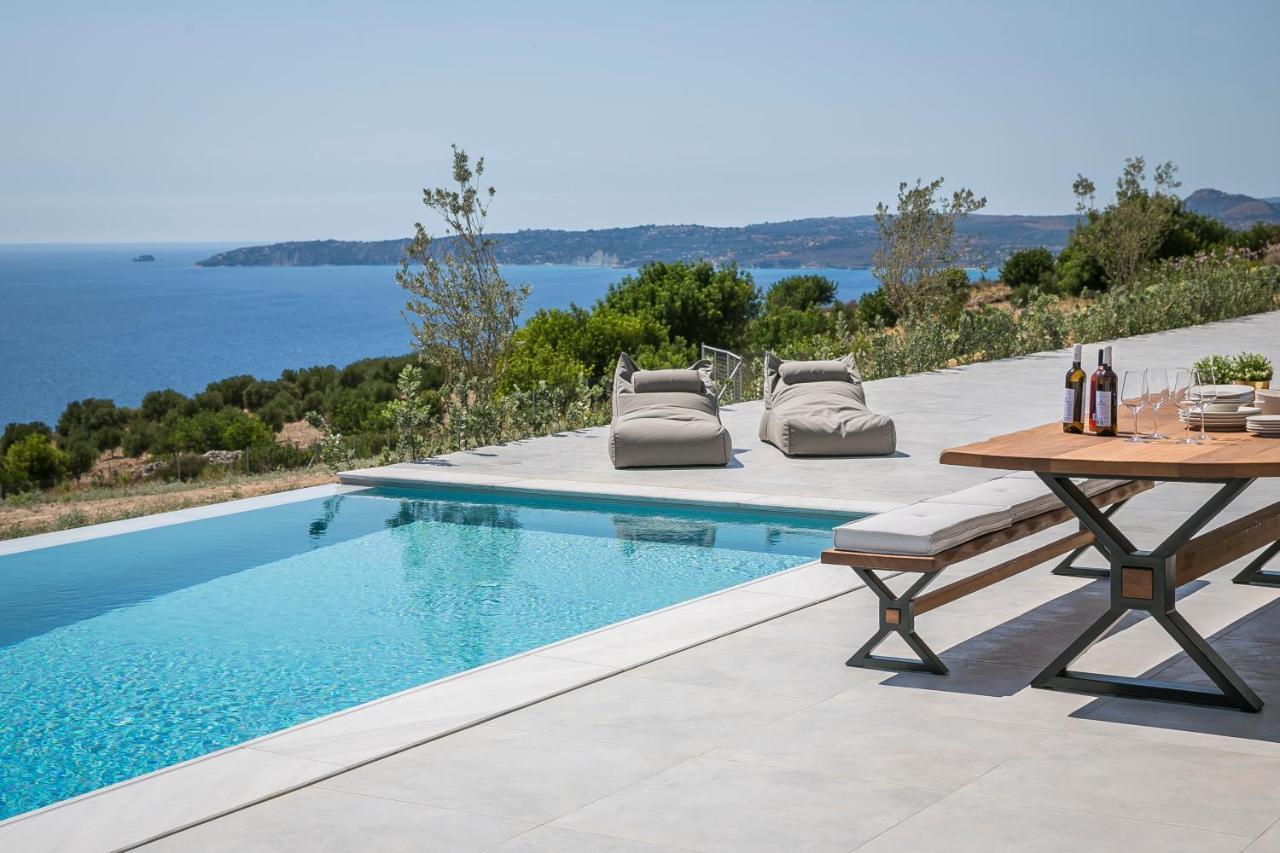 Oikos Boutique Residences Plateies エクステリア 写真