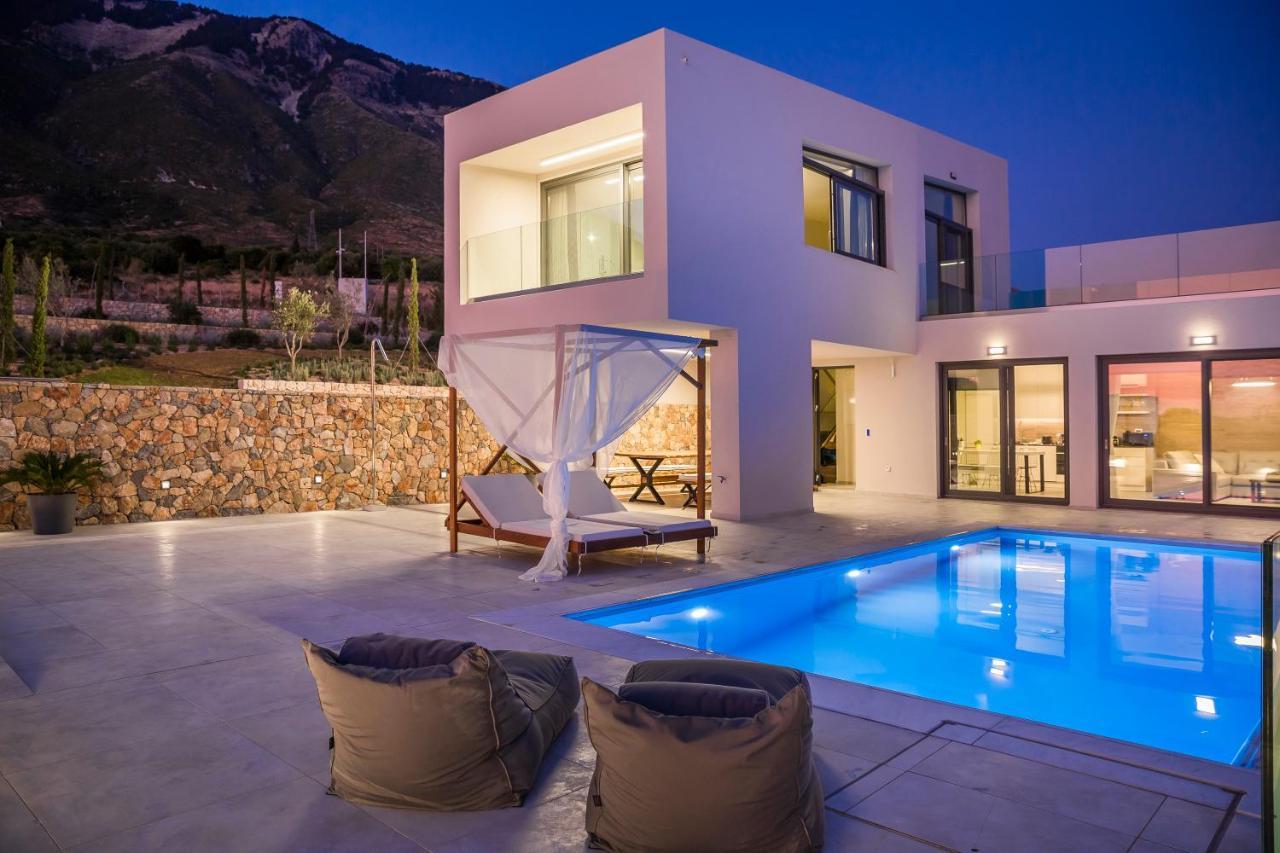 Oikos Boutique Residences Plateies エクステリア 写真